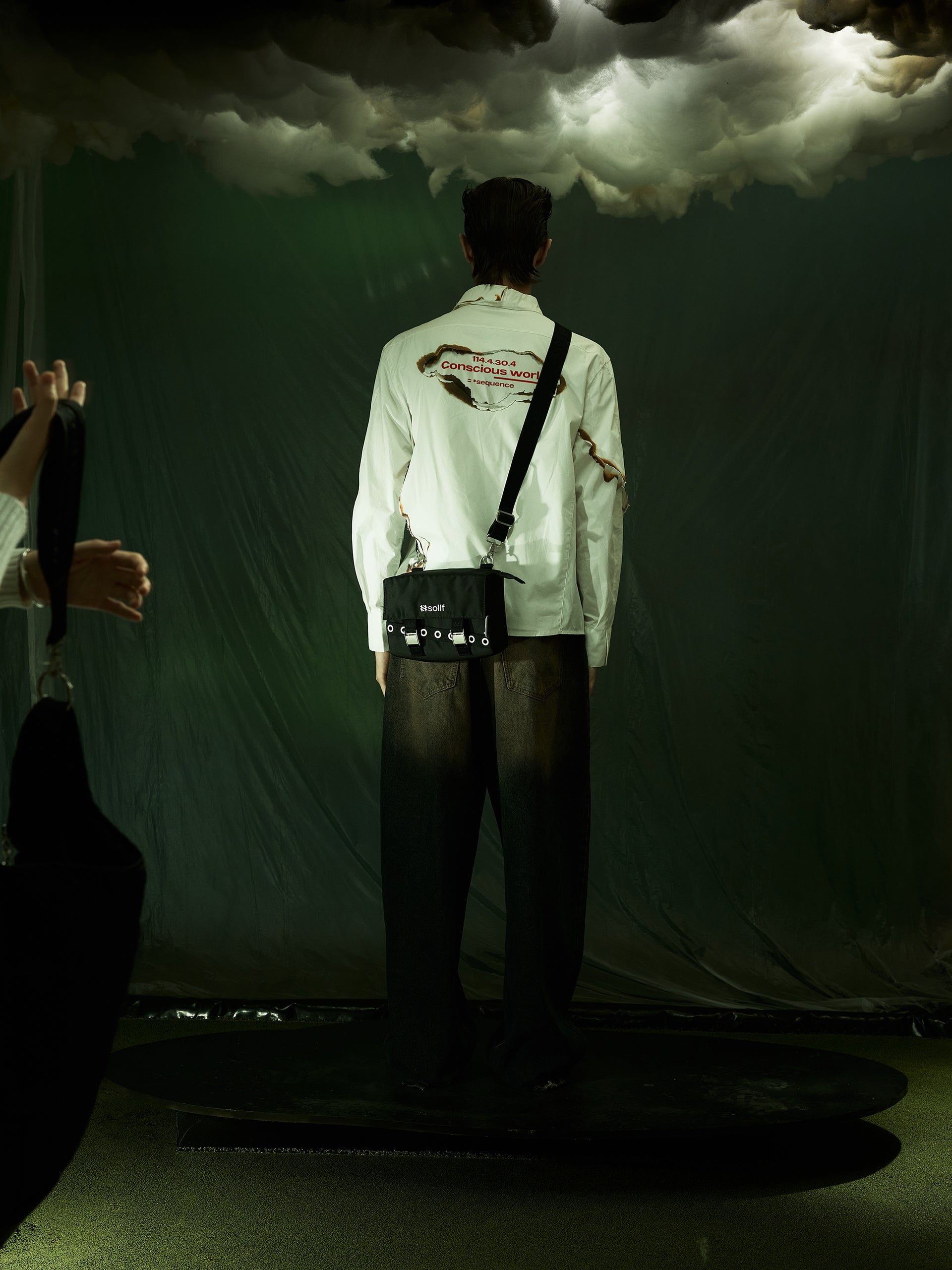 Solif - Messenger Box Bag | Absurd Fisherman