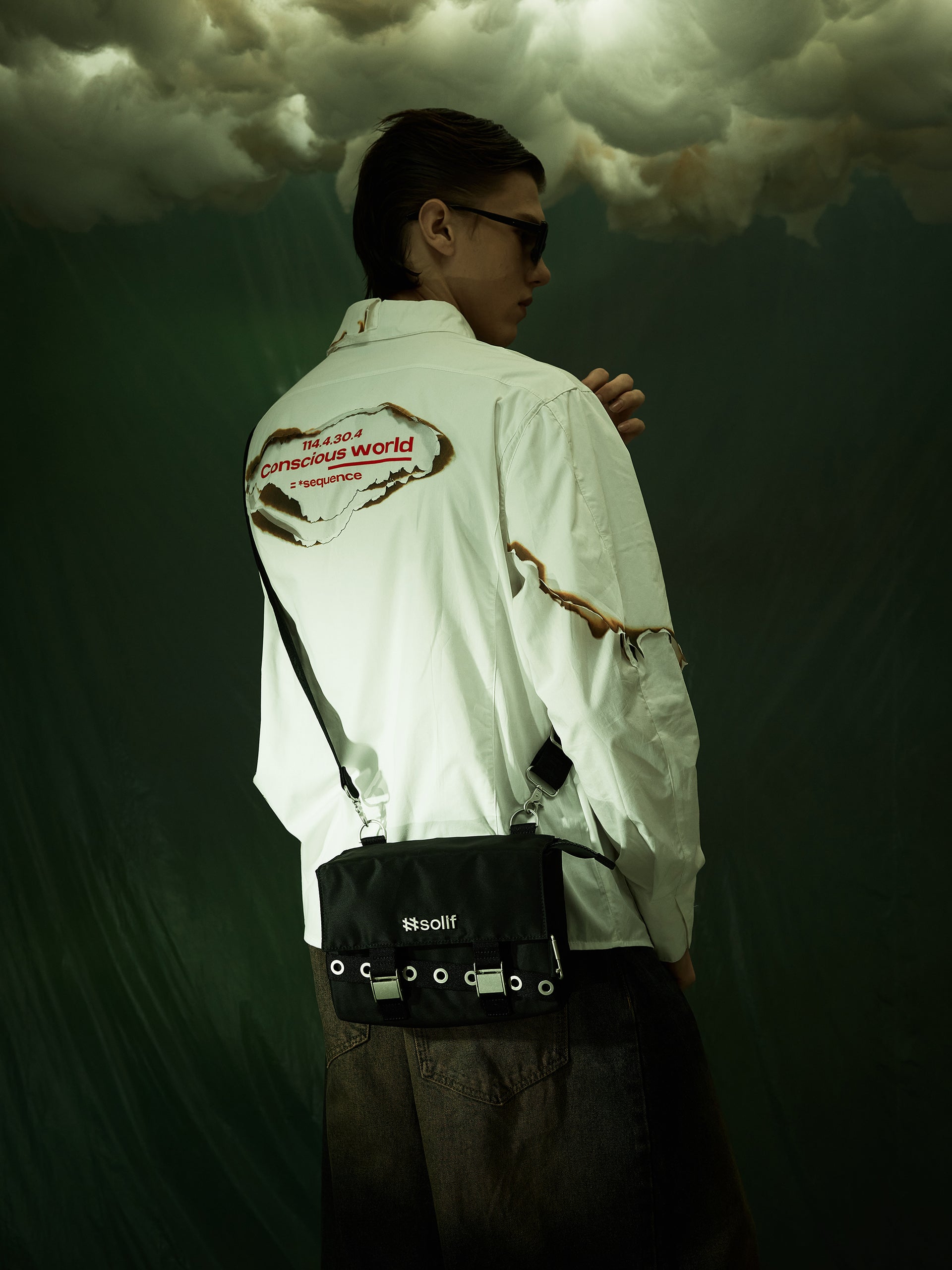 Solif - Messenger Box Bag | Absurd Fisherman