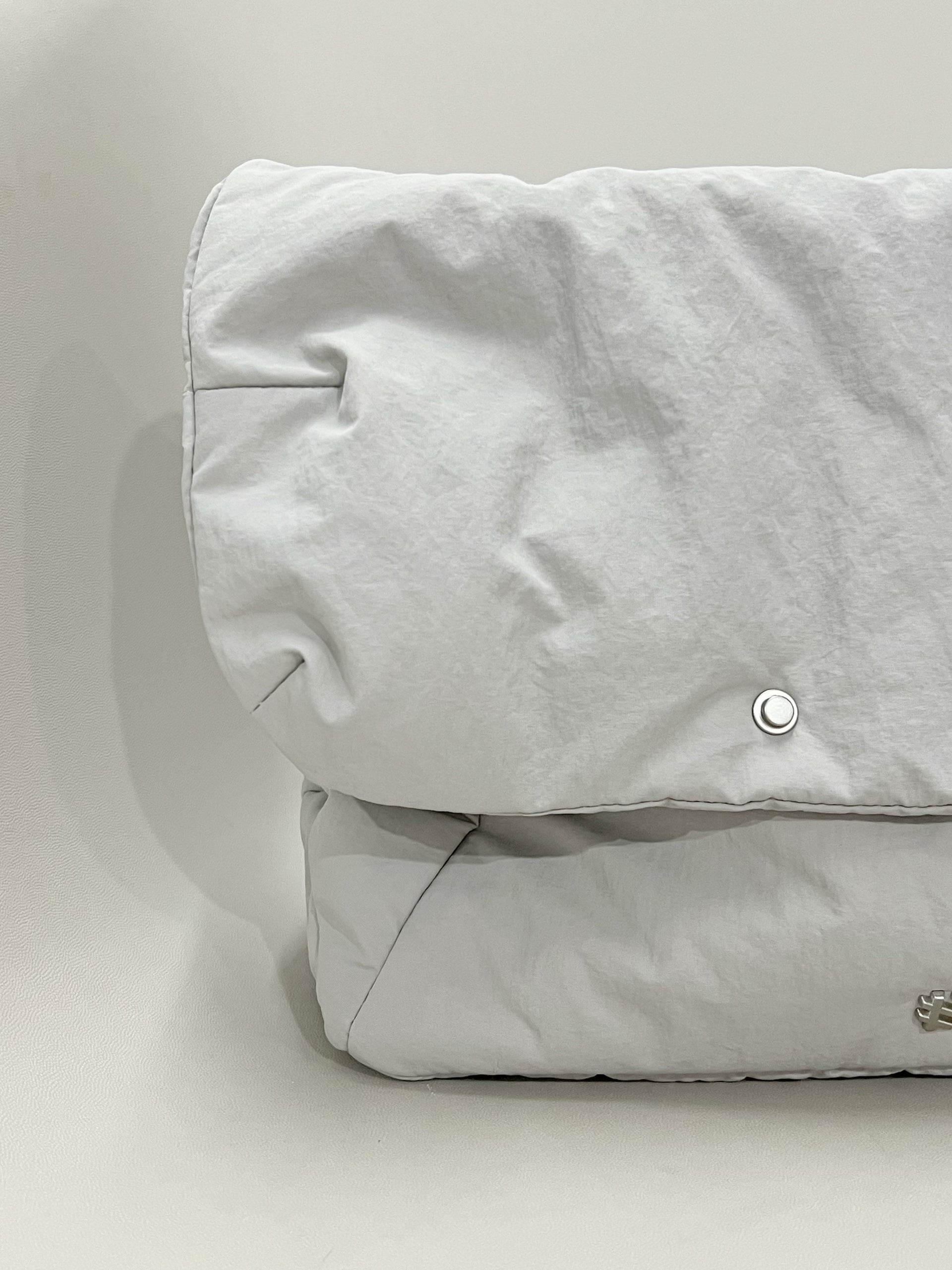 Solif - BREACH | Fold-Over Messenger | Puppetteer