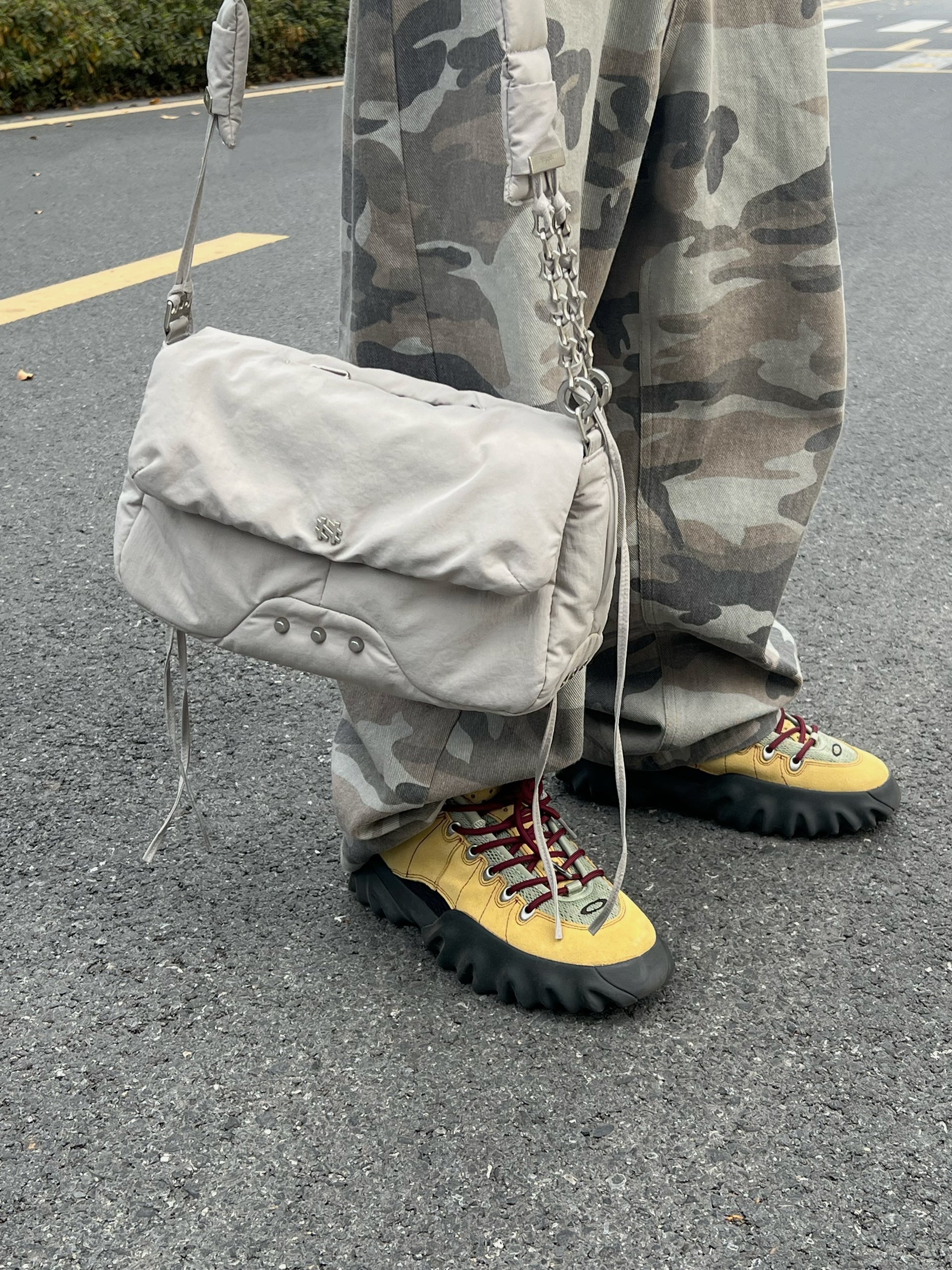 SOLIF - RIFT | Splitline Crossbody | PUPPETEER