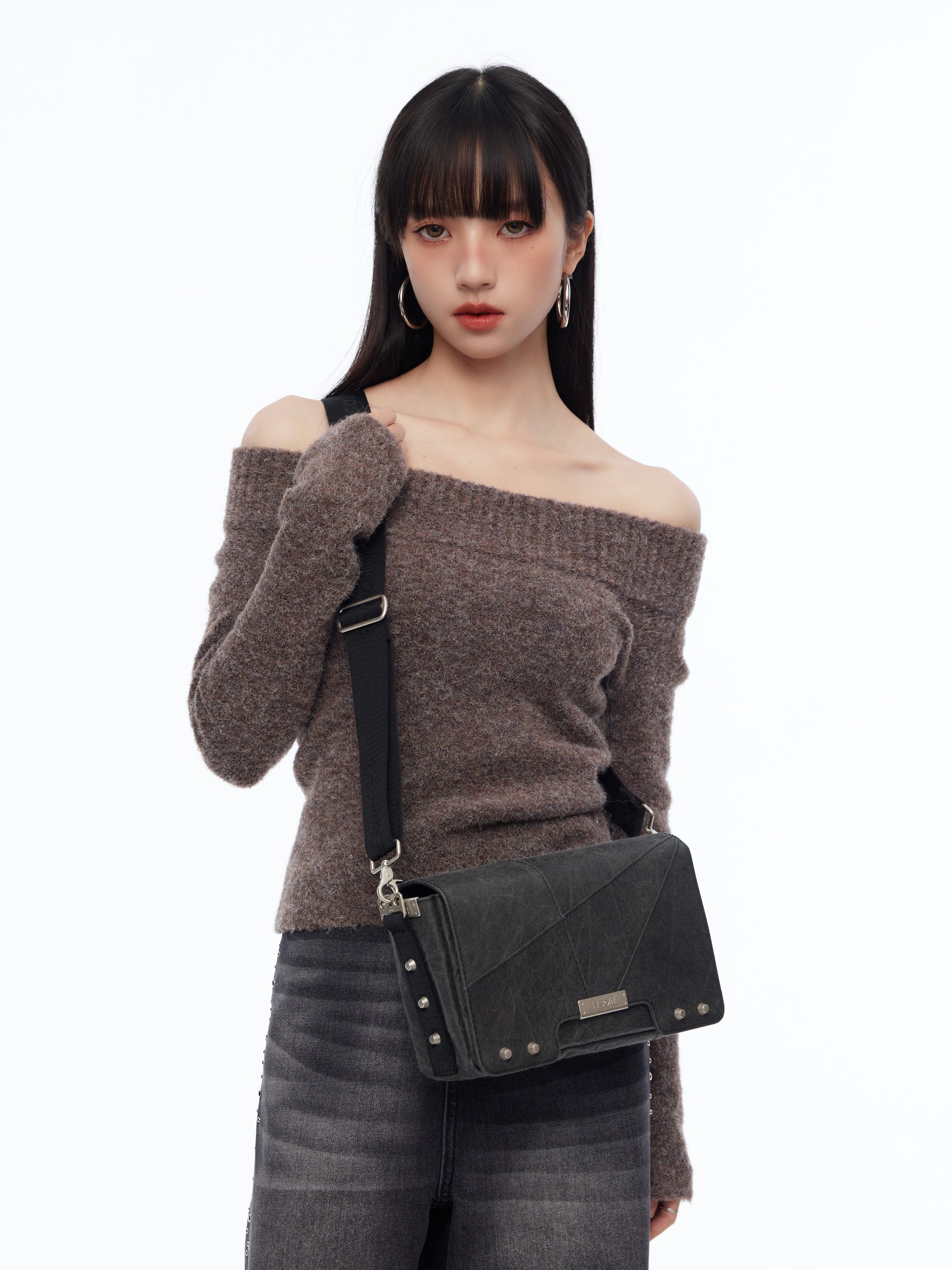  Solif-cross body structured box bag