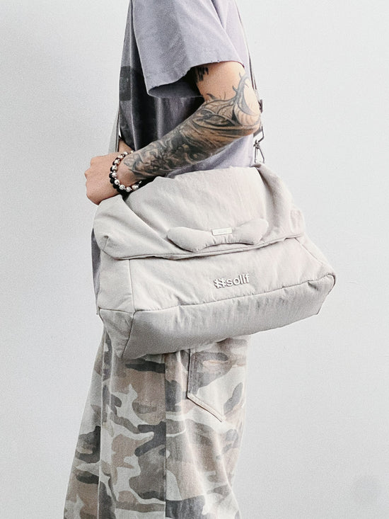 Solif - BREACH | Fold-Over Messenger | Puppetteer