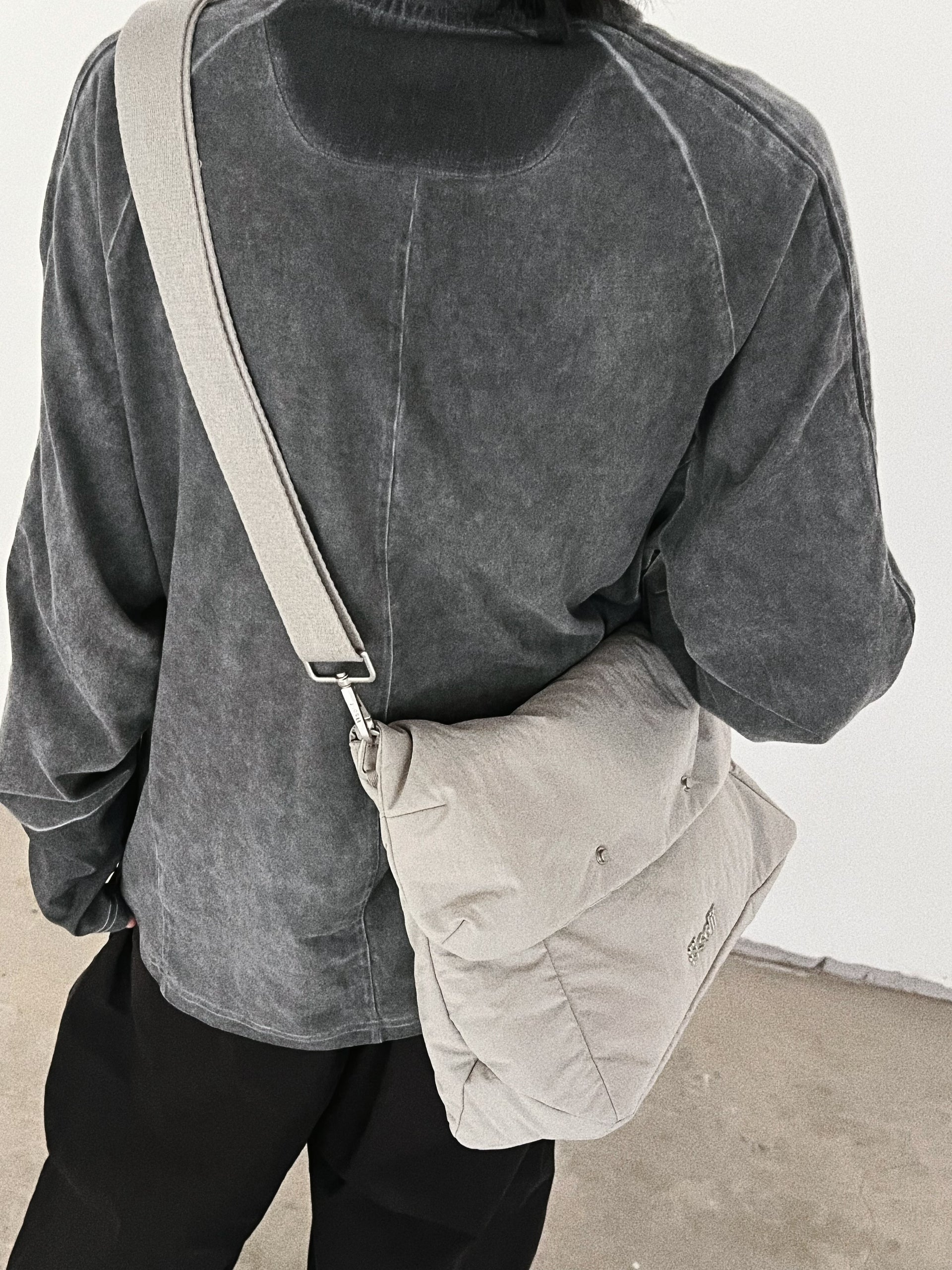 Solif - BREACH | Fold-Over Messenger | Puppetteer